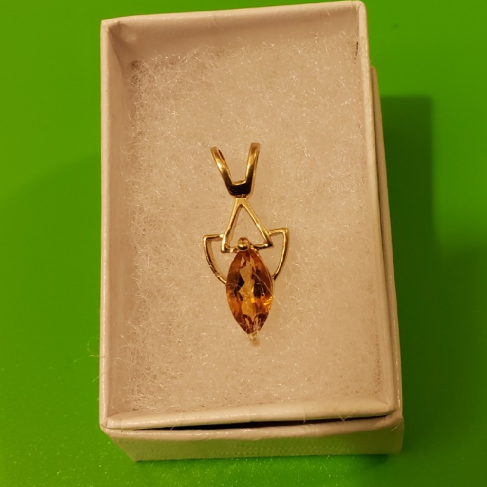 14K Marquise Citrine Pendant